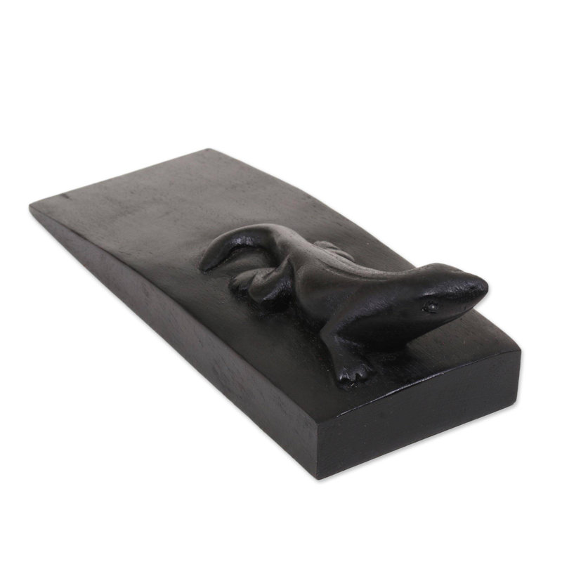 Setsuko Handy Gecko Wood Wedge Floor Stop