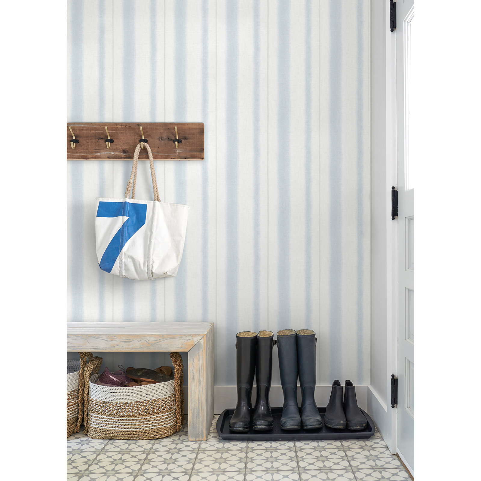Carmelia Modern Unpasted Wallpaper, Blue