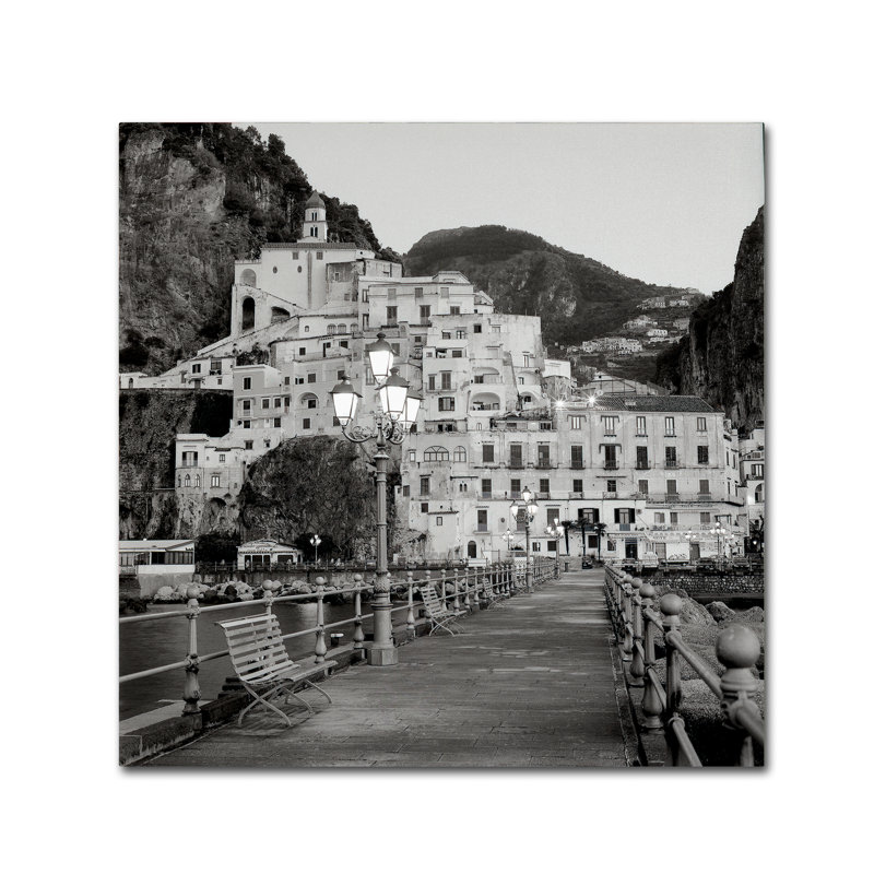 «Amalfi Pier I» par Alan Blaustein, reproduction de photo sur toile tendue, H 35 po x l 35 po x P 2 po
