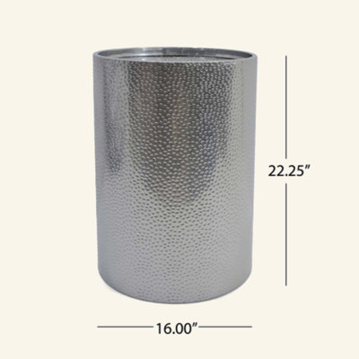 Table d'appoint en métal