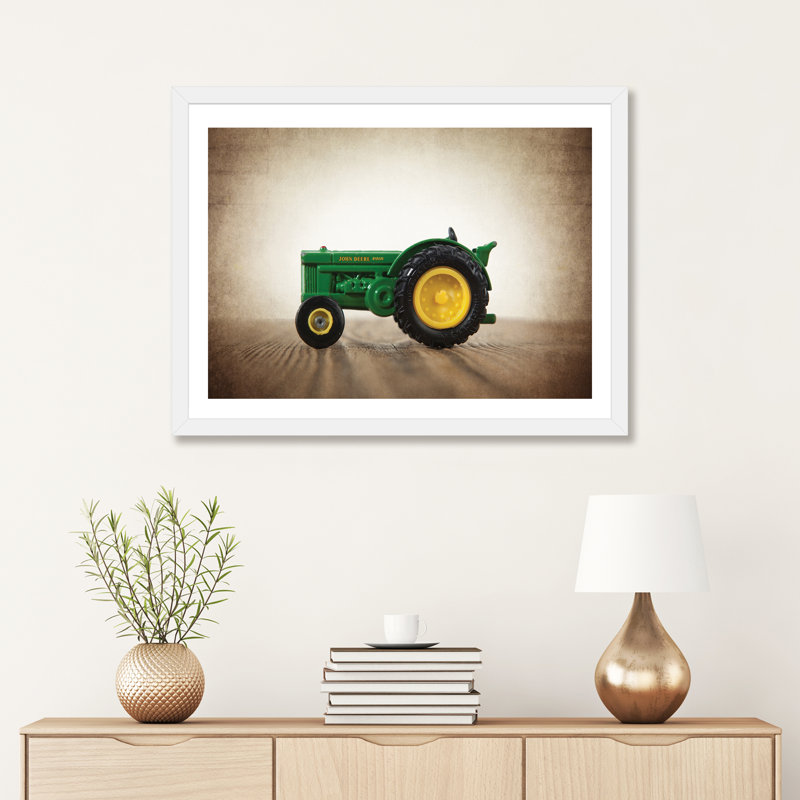 «Tractor John Deere» par Saint and Sailor Studios - impression d'art graphique, Papier encadré blanc, Blanc