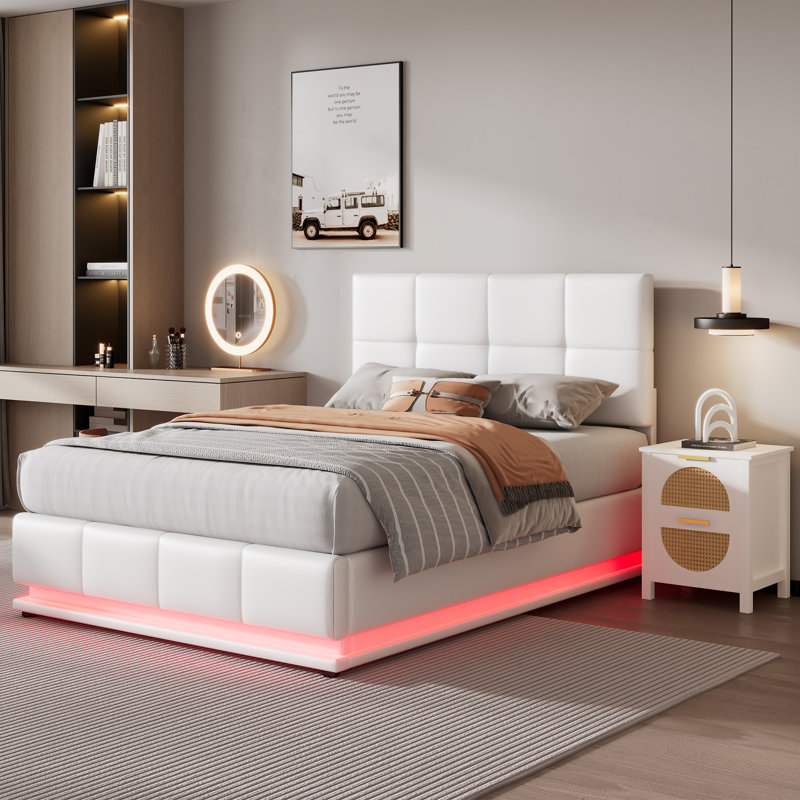 Bed, White