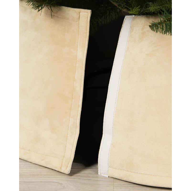 Latte Velvet Tree Skirt, 70cm