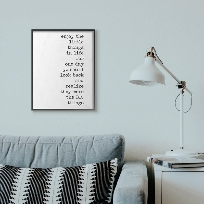 Enjoy par Anna Quach - impression d'art textuel, H 30 po x l 24 po x P 1,5 po, Giclée encadrée noir minuit