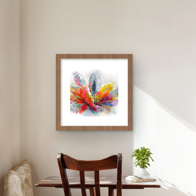 «Abstract Flower with Texture - Orange», reproduction encadrée