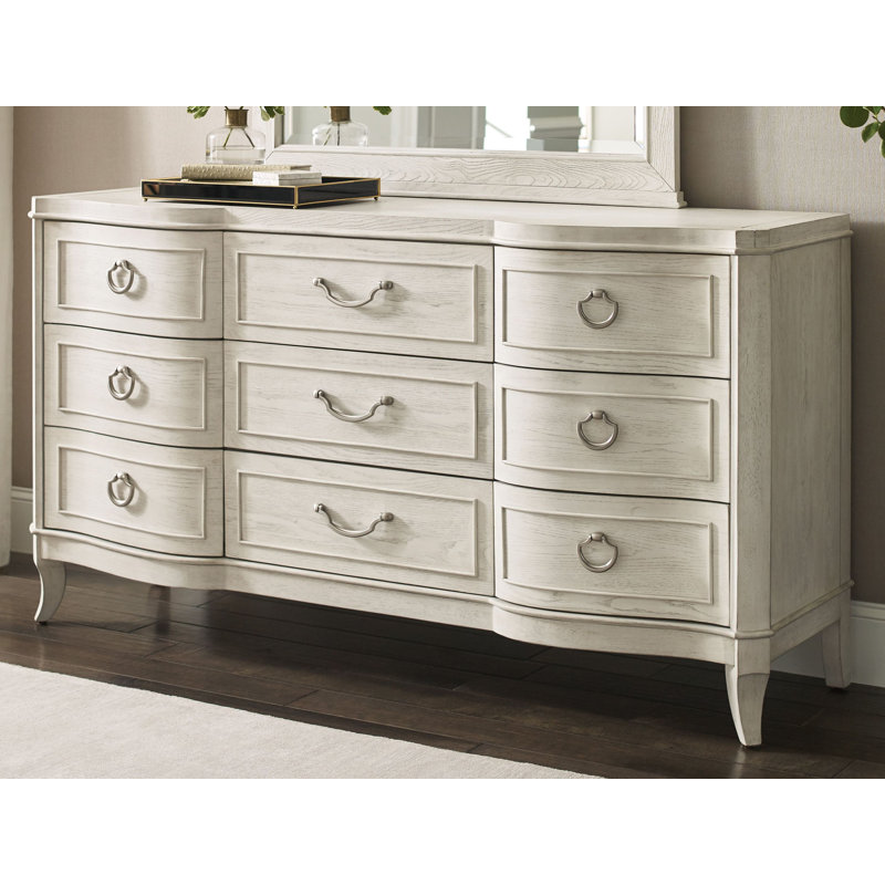 Commode à neuf tiroirs Emelie