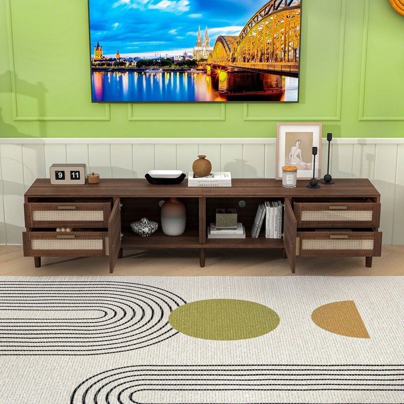 Console média moderne en rotin Boho avec portes à fermeture douce, gestion des câbles