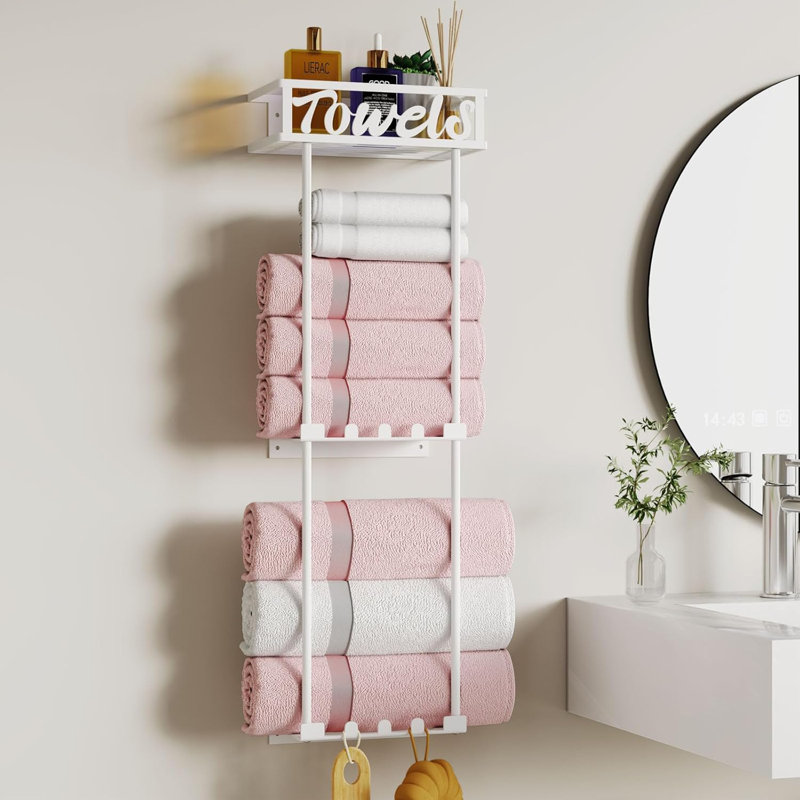 Porte-serviettes mural à 3 niveaux avec panier de rangement et crochets - Organisateur peu encombrant pour serviettes roulées et articles essentiels