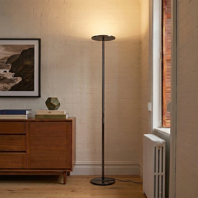 Lampe sur pied à DEL 63 po Sky