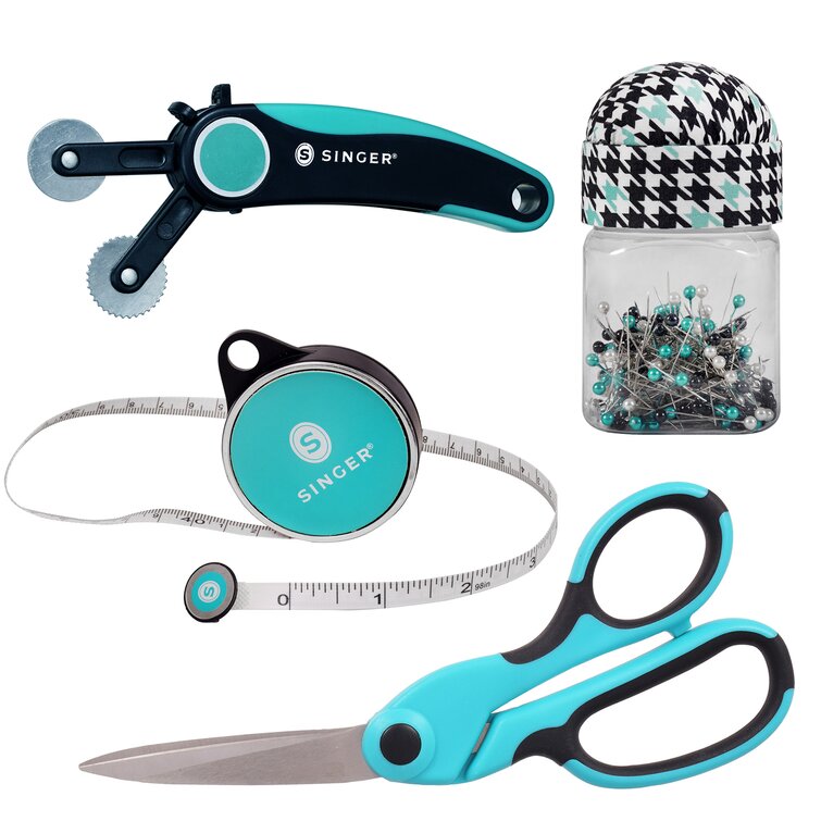 5 Must-Have Types Of Scissors For Sewing Hobbyists