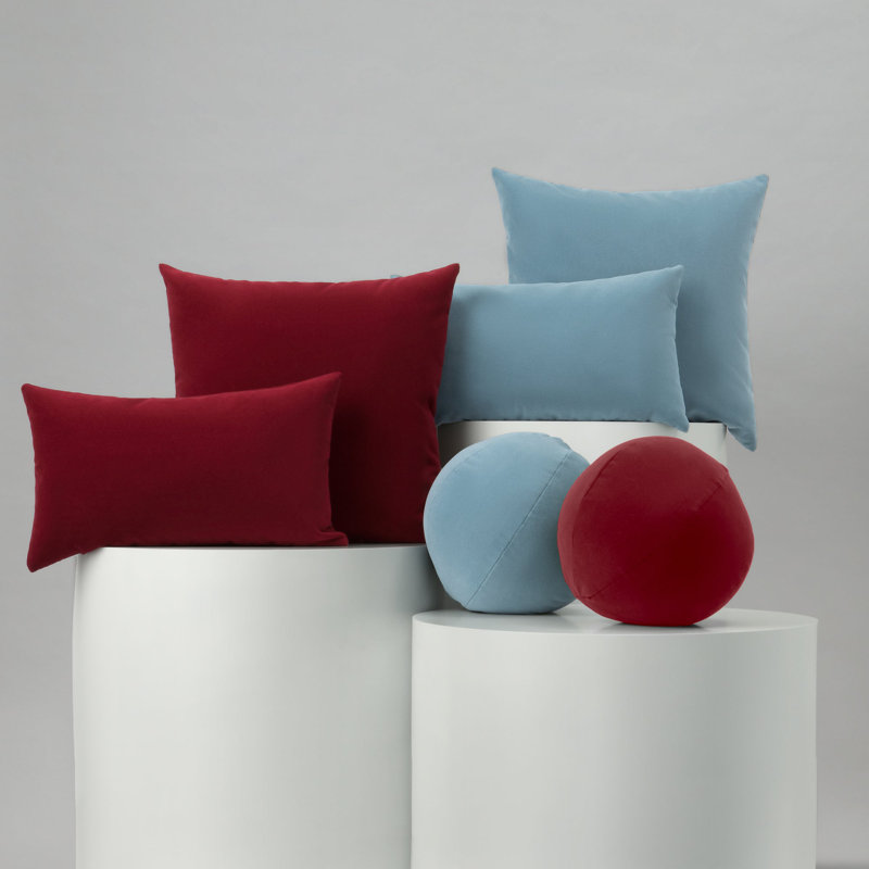 Plush Velvet Indoor & Outdoor Woven Accent Pillow, Lipstick