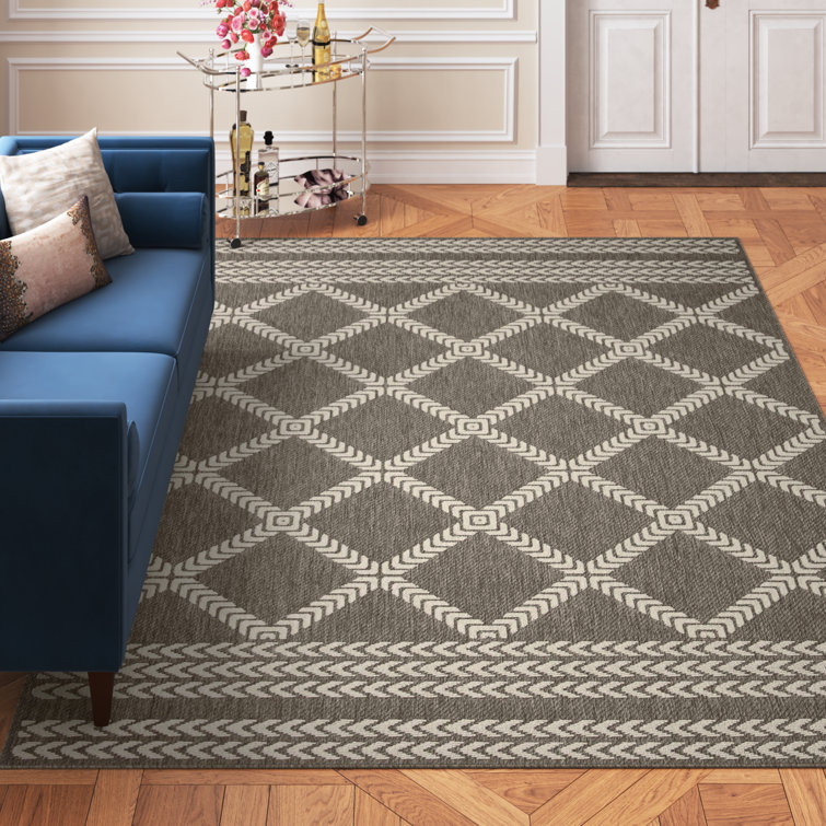 Gillis Geometric Indoor / Outdoor Rug
