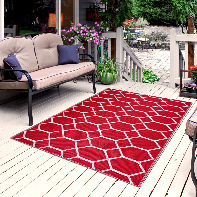 Creech Geometric Indoor / Outdoor Rug, Rectangle 6' x 9'