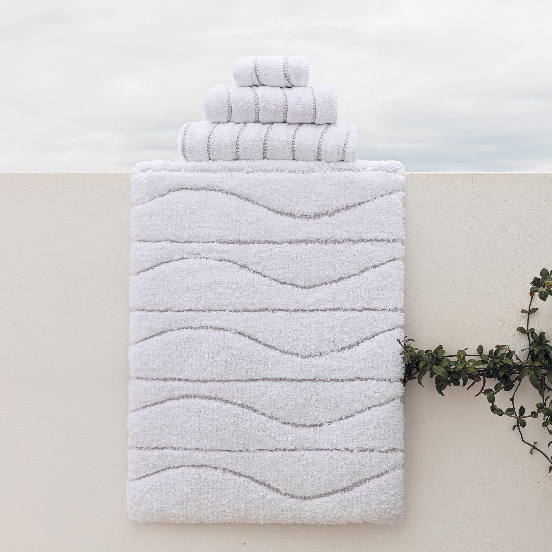 Opera Cotton Blend Non-Slip Bath Rug, 20" W x 31" L, White