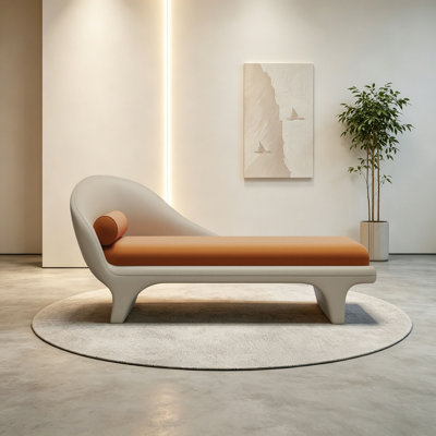 chaise longue au design minimaliste et incurvé moderne