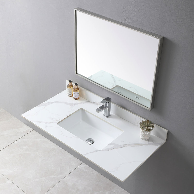 Plateau de meuble-lavabo en pierre frittée haute 43 x 22 avec lavabo rectangulaire en céramique et finition soignée