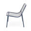 Paire de chaises empilables, finition fer bleu marine mat, détails fabriqués à la main, 26 po x 22,38 po 26 po, siège 18 po, collection 19,5 po 12,5 po, fabrication, déployé,