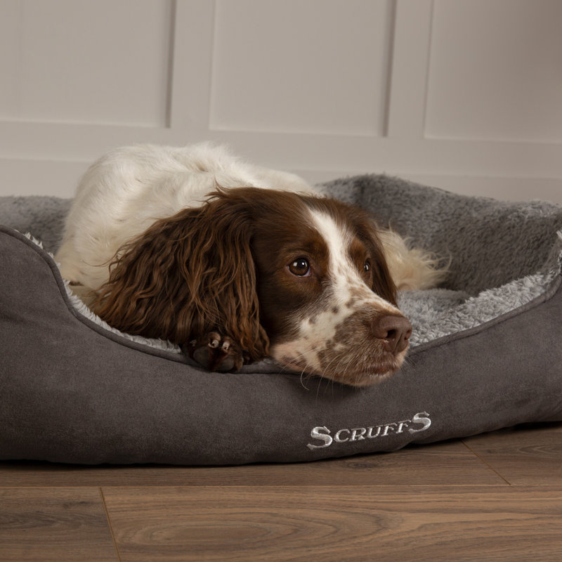 Cosy Polyester Pet Bed, Large (18-32kg)