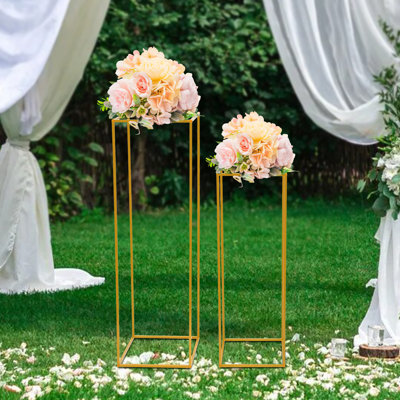 Iron Backdrops & Signs