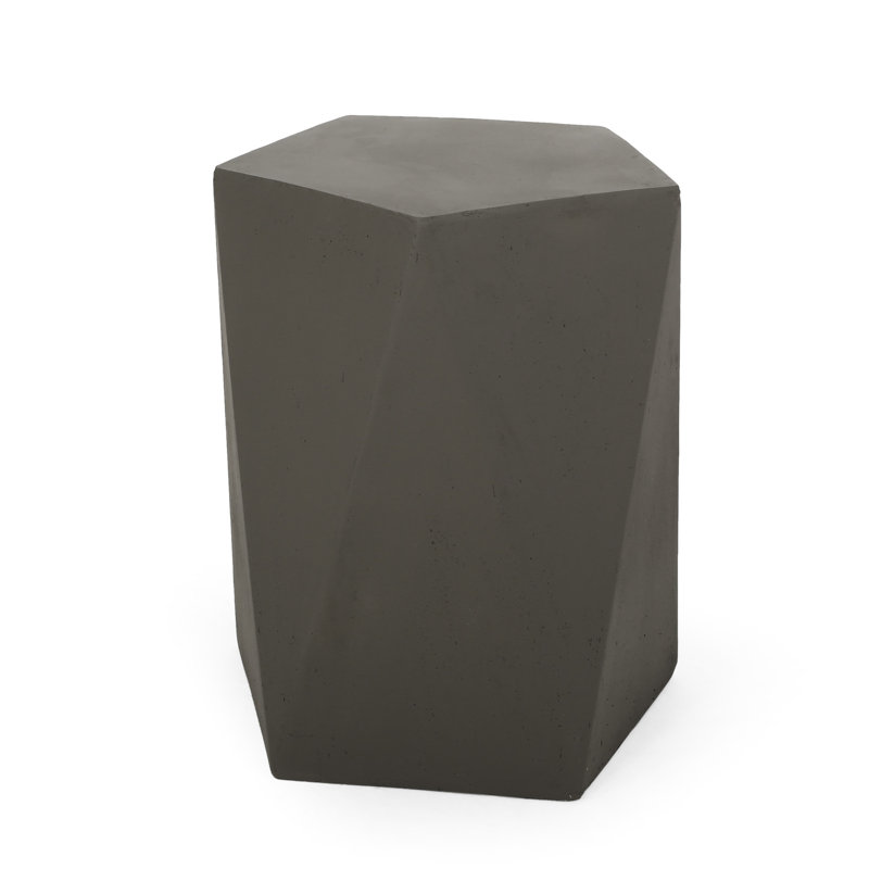 Table d'appoint en béton légère avec attrait moderne, forme pentagonale, 16,28 po x 16,28 po x 17,68 po, sans assemblage, table sauge grise, 16 x 16 x 18, assemblage requis, puce