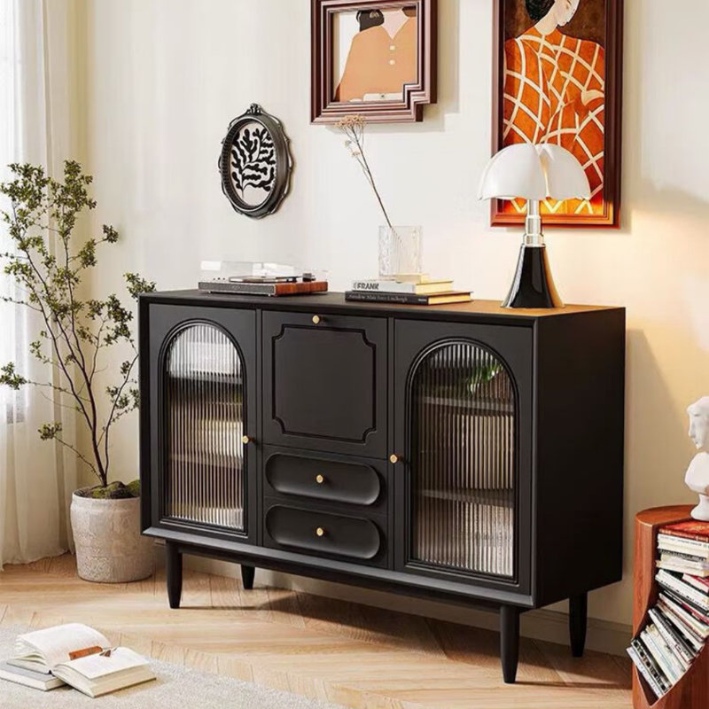Yet luxurious Sideboard, Black