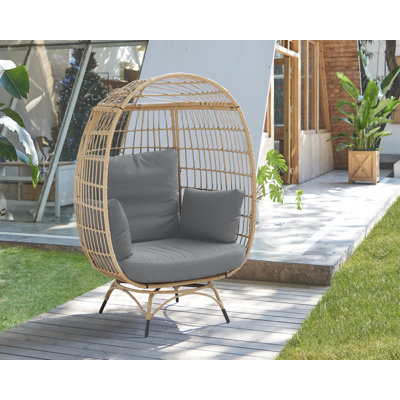 Fauteuil de patio autoportant moderne Spezia avec coussins en polyester et structure en métal brun clair et gris