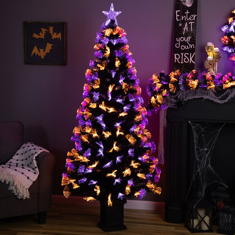 Arbre d'Halloween artificiel en fibre de pin 8 fonctions 8 pi - noir - orange et mauve à DEL, H 72 po x l 32 po x P 32 po