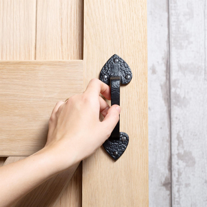Hammer & Tongs Rustic Arrowhead Door Handle