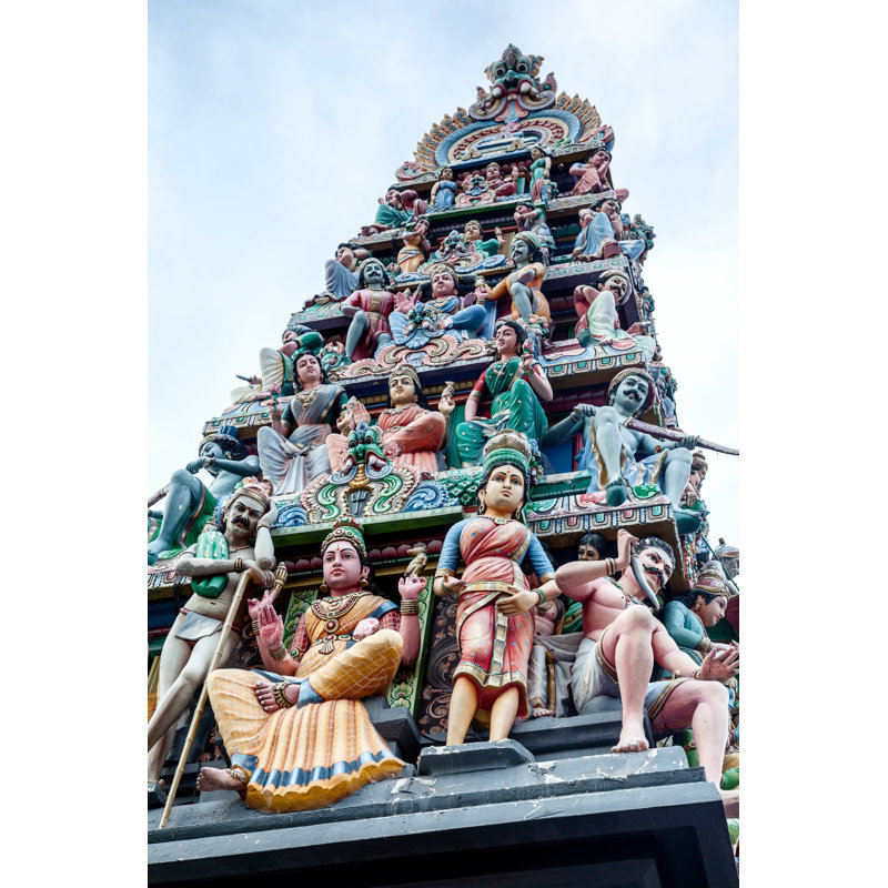 Temple Emmalia sri Mariamman de Ronniechua, H 30 po x l 20 po