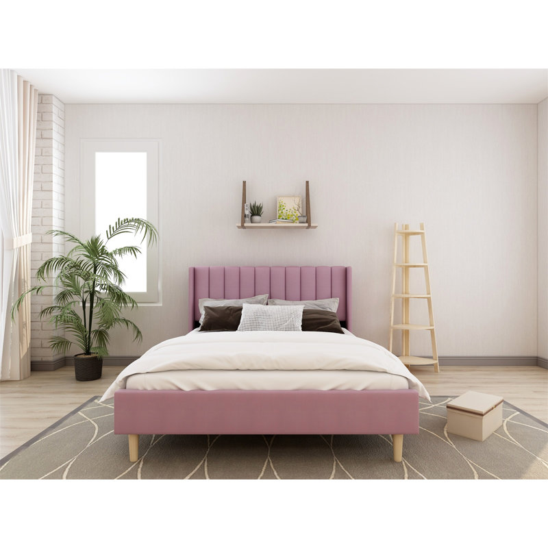 Lit plateforme tapissier avec tête de lit à oreilles Eriksay, Velours rose pâle, Grand