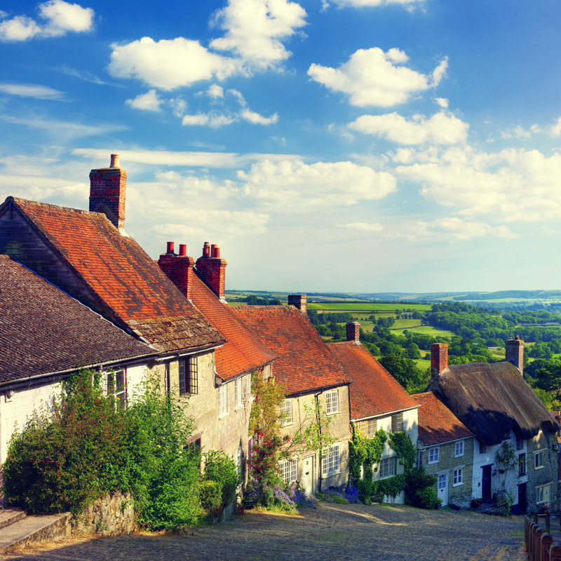 Vue de maisons dans un village - Photographie sur toile tendue, H 12 po x l 12 po