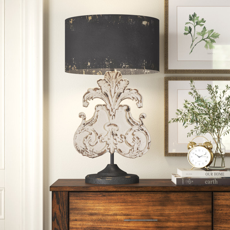 Lampe de table noire / crème 32,5 po Mckinsey