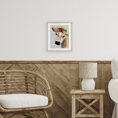 «Jersey Cow» avec couronne florale, reproduction encadrée sous verre, conception de Michele Norman