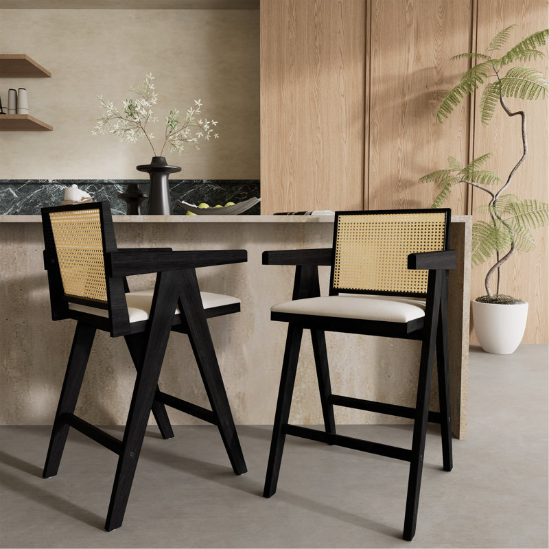 Tabouret de bar à dossier en plastique tissé gris crème de 27 po de hauteur - siège en tissu rembourré de mousse et structure en bois d'hévéa durable
