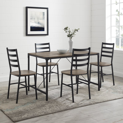 Ensemble repas pour 4 personnes Enrique