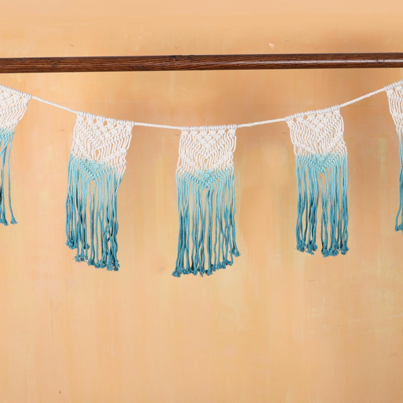 Bruant étoilé en macramé de coton, Bleu, H 11 po x l 34,5 po