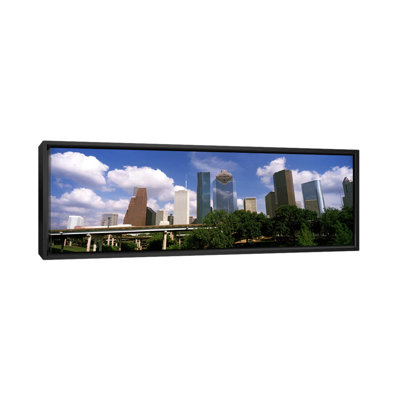 Panoramic Wedge Tower, ExxonMobile Building and the Chevron Building, Houston, Texas - reproduction de photo sur toile tendue