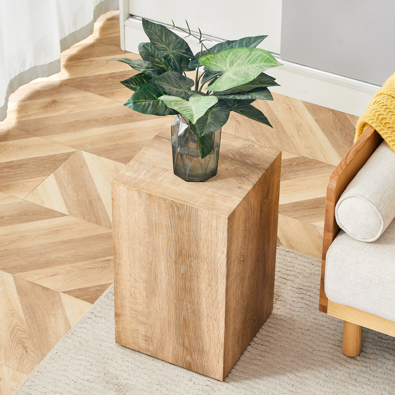 Table basse moderne en bois aggloméré avec texture de grain de bois naturel, élégante et polyvalente pour tout espace de vie