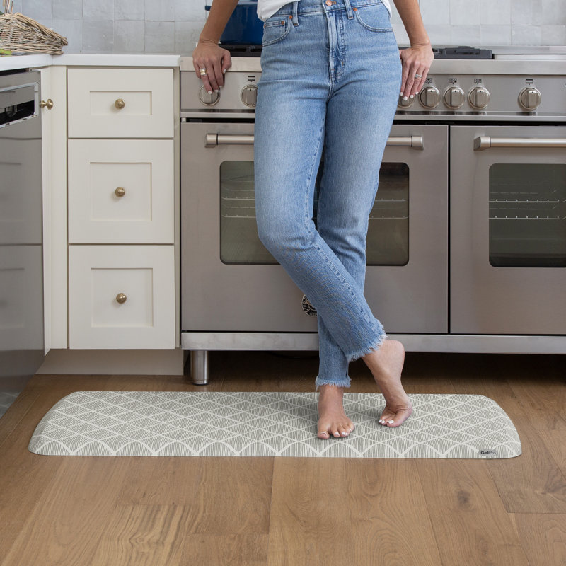 Tapis de cuisine GelPro Elite, Rectangle 1 pi 8 po x 3 pi, Gris clair
