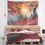 Soleil jaune en tapisserie rouge de la forêt d'automne Landscape-28502374
