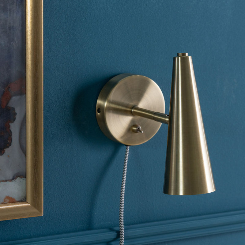 Pasho Plug-in Armed Sconce, Yes