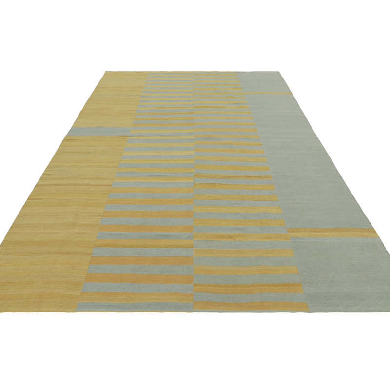 One-of-a-Kind 7'2x10'6 Area Rug