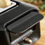 Toaster with 2 slots and magnetic clips, large controls, 7 browning levels, removable crumb tray, lifting function