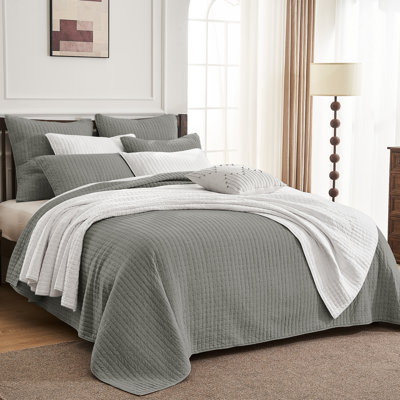 Wonderful 100% Cotton Jersey Quilt Set