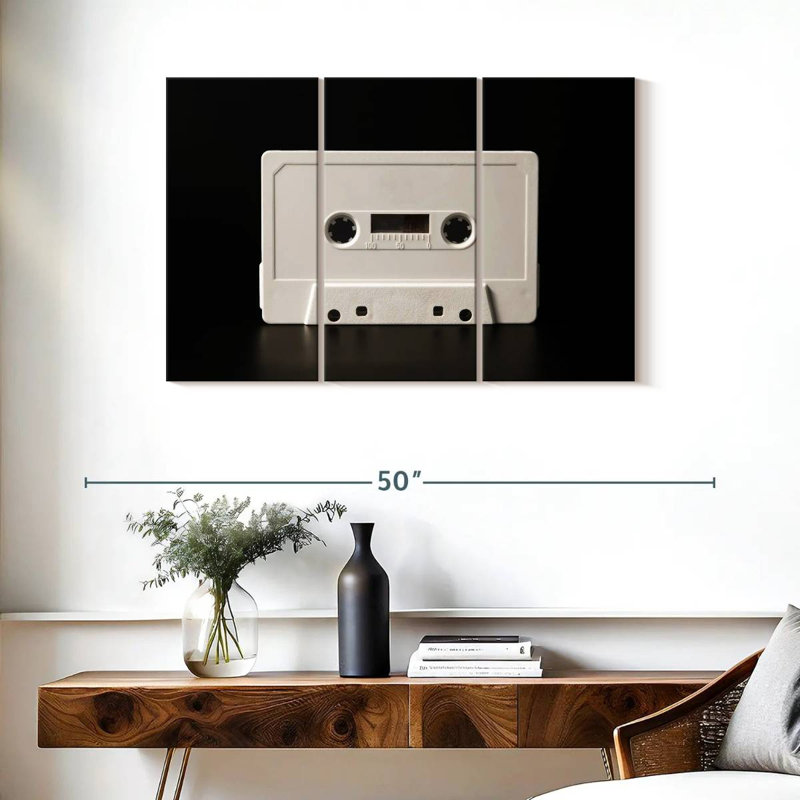 Cassette audio blanche Abarca, H 24 po x l 38 po