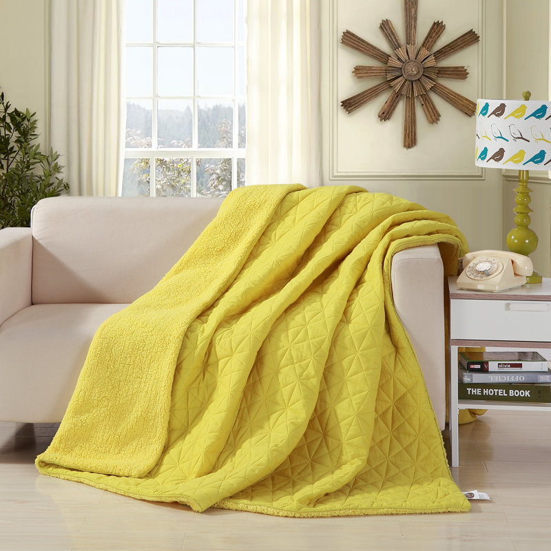 Farmhouse / Country Quilt, Twin Quilt, Yellow