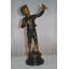 Statue garçon en bronze avec une fronde Jiron - Taille: L 12 po x l 7 po x H 21 po.