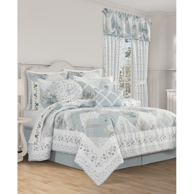 Bungalow Bedding, Spa, Queen Comforter