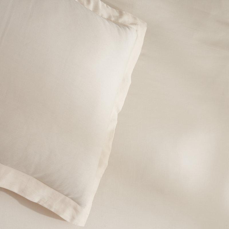 Ensemble de housse de couette unie en mélange de coton égyptien 300 fils avec taies décoratives, Ivoire ivoire