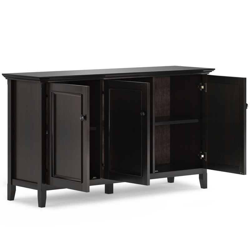 Armoire de rangement en bois massif l 60 po avec 3 portes et 3 tablettes réglables Amherst